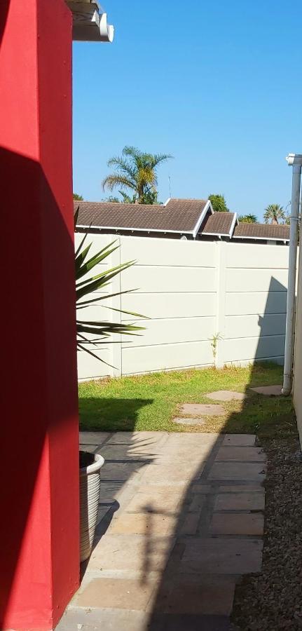מלון פורט אליזבת' Red Pillars חדר תמונה
